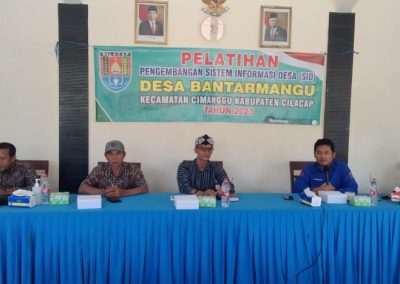 Transformasi Desa Bantarmangu Menuju Era Canggih: Pelatihan Sistem Informasi yang Mewarnai Inovasi!