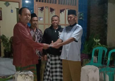 Pergantian Tangan Kepemimpinan: Bapak Waryanto Menjadi Ketua RT 01 RW 07 di Malam Bersejarah